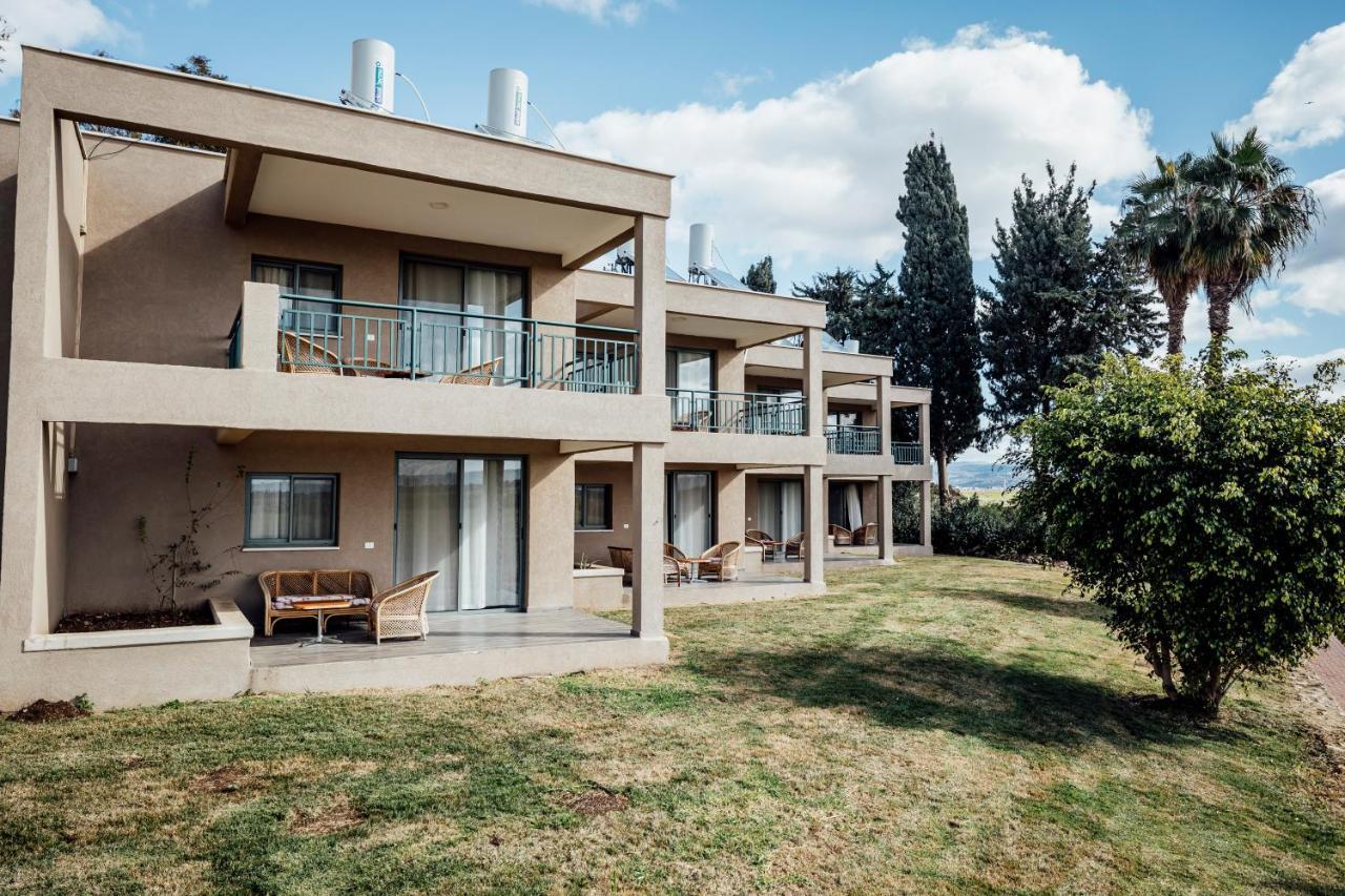 Nes Ammim Hotel Exterior foto